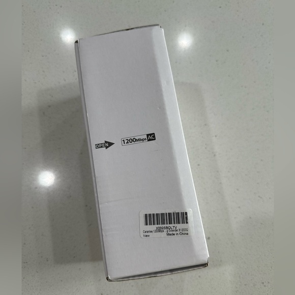 WiFi Extender, new in box never used. Bought two and only needed one. - Picture 5 of 7